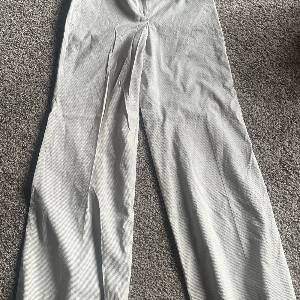 Ann Taylor LOFT Women’s Pinstriped Pants – Size 8